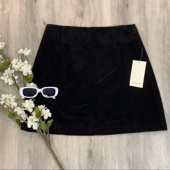 Zara Dresses & Skirts - Zara Basic Casual Black Corduroyed Minimalist Mini Skirt with Adjustable Zipper